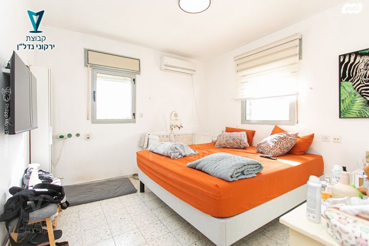 דירה, רמות יצחק, נשר