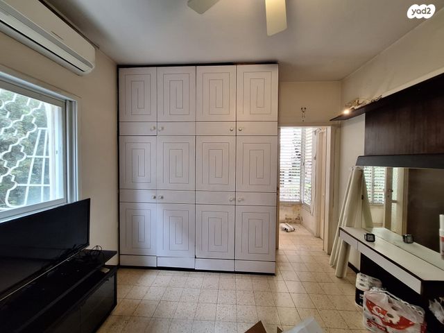 דירה, משה שרת, הצפון החדש - כיכר המדינה, תל אביב יפו