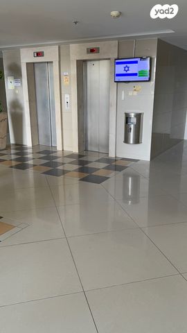 דירה, אברהם בלסברג, ברנע, אשקלון