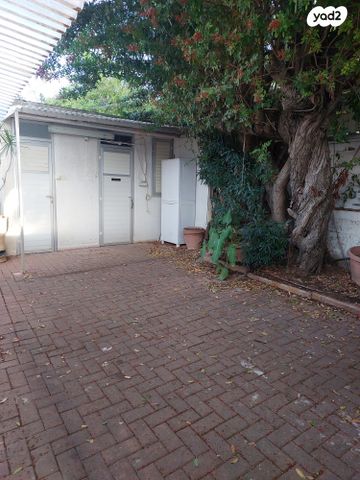 בית פרטי/ קוטג', אפעל 19, שיכון ותיקים, חולון