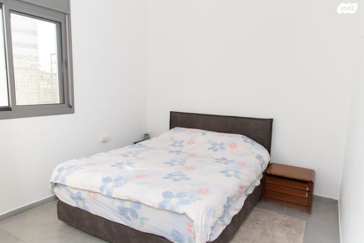 דירת גן, כלנית, חריש