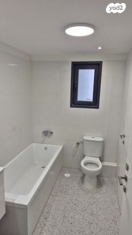 דירה, אדמונית, גני אביב, לוד