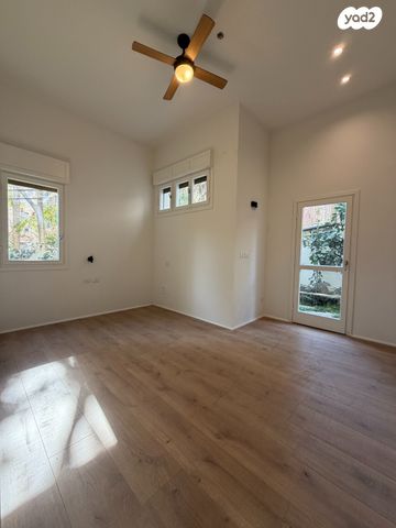 דירת גן, נווה צדק, תל אביב יפו