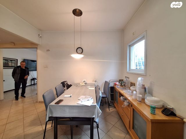 דירה, משה שרת, הצפון החדש - כיכר המדינה, תל אביב יפו