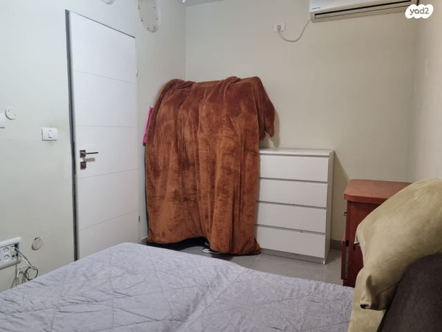 יחידת דיור, המאבק, חברת חשמל, גבעתיים