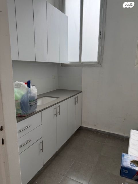 דירה, דרך מנחם בגין 12, נווה שאנן, תל אביב יפו