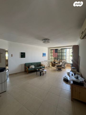 א' / צפון מזרח העיר