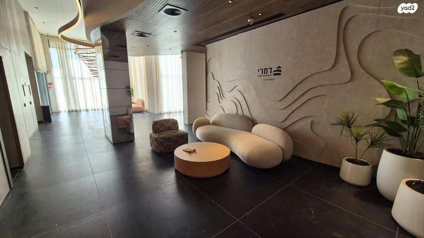 דירה, משה דיין, אפרידר, אשקלון