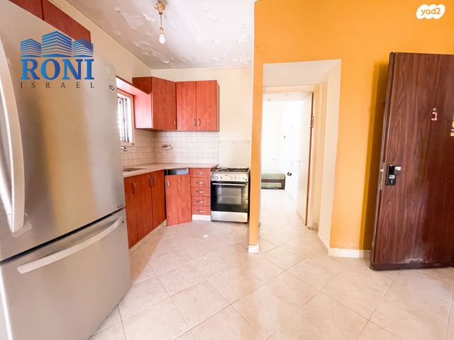 דירה, מנדלי מוכר ספרים, לב העיר, בת ים