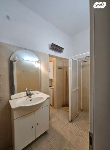 בית פרטי/ קוטג', החי"ל, נגבה, רמת גן