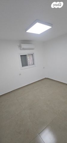 דירה, עצמאות יוספטל, בת ים