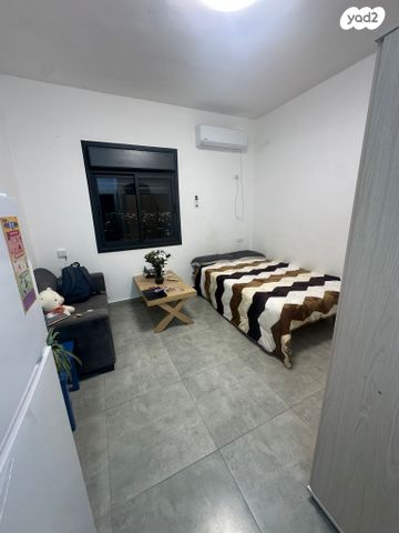 דוד רזיאל 56