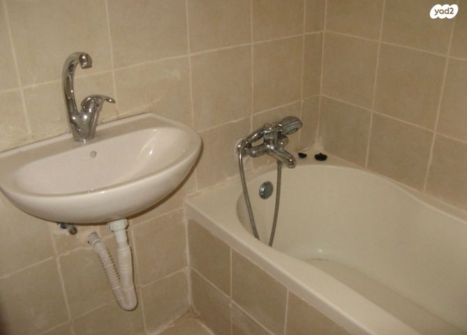 דירה, קרן קיימת לישראל 73, ביאליק דרום, קרית ביאליק