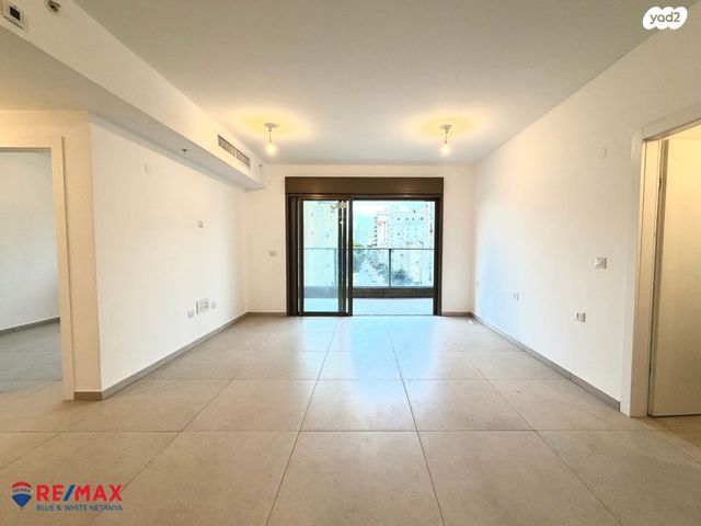 דירה, בורוכוב 5, צפון מערב מרכז העיר, נתניה