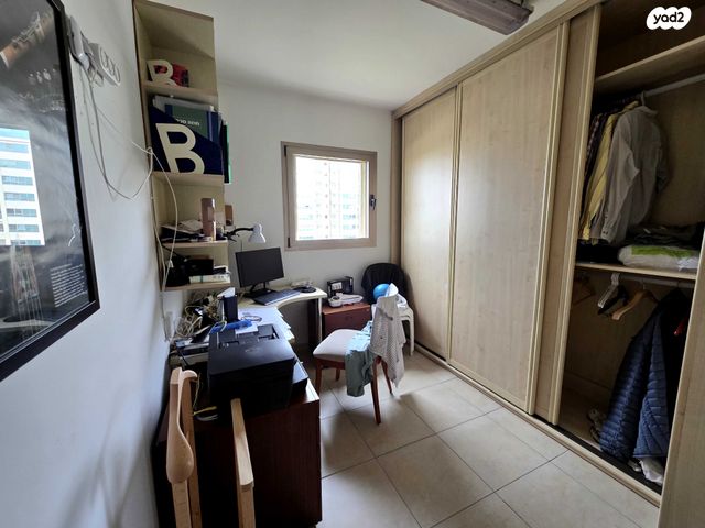 דירה, מאיר יערי, כוכב הצפון, תל אביב יפו