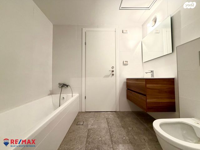 דירה, בורוכוב 5, צפון מערב מרכז העיר, נתניה