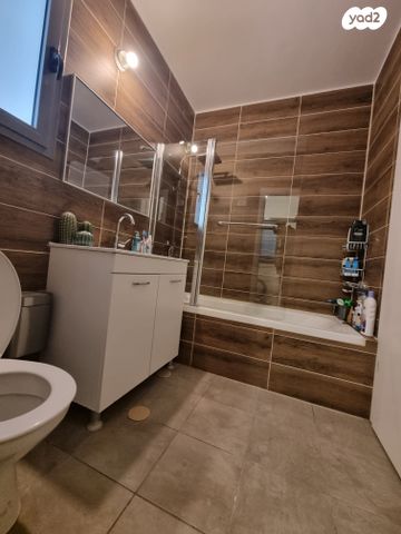 דירה, נתיבות