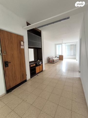 דירה, ביאליק, צפון מערב מרכז העיר, נתניה