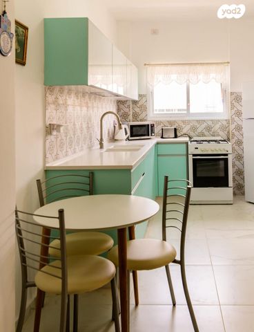 יחידת דיור, מנדלי מוכר ספרים, לב העיר, בת ים