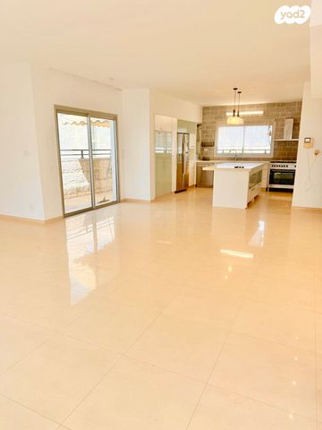 גג/ פנטהאוז, כינרת, רובע י"א, אשדוד