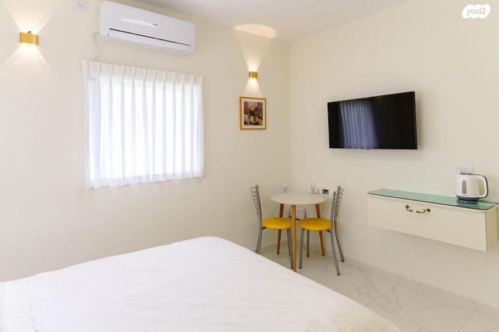 יחידת דיור, מנדלי מוכר ספרים, לב העיר, בת ים