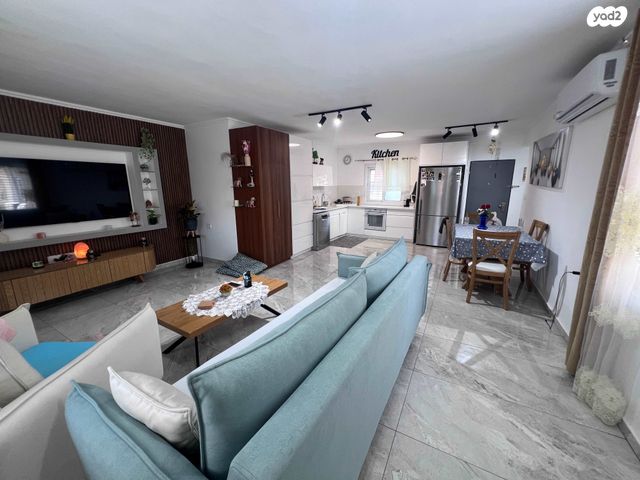 דירה, צה"ל 10, רובע ג', אריאל