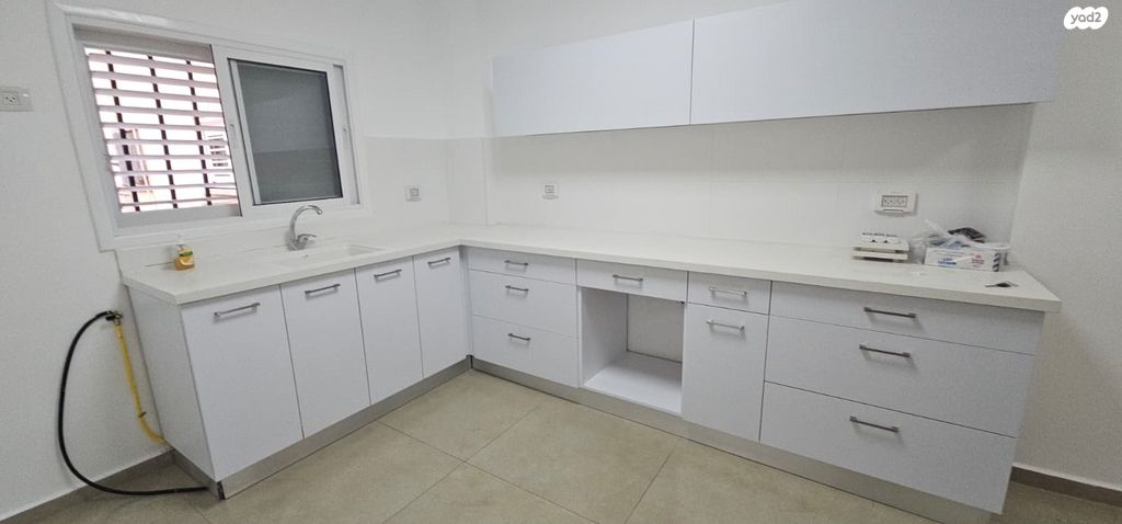 דירה, עצמאות יוספטל, בת ים