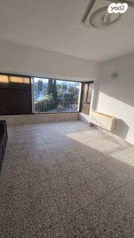 דירה, דרך השלום, תל אביב יפו