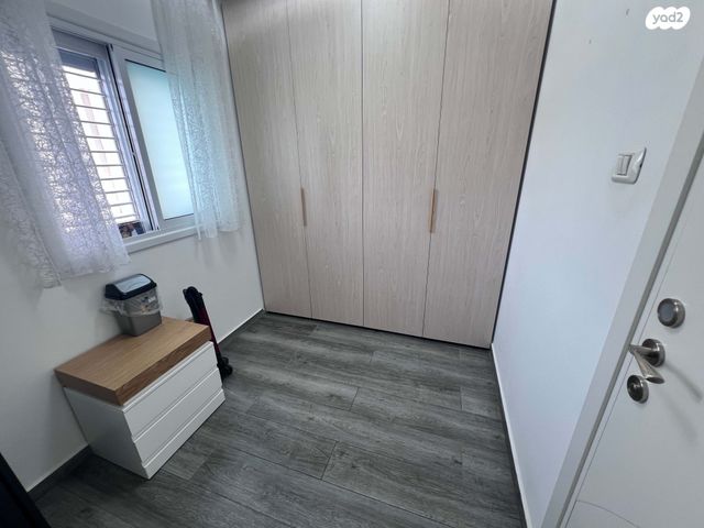 דירה, צה"ל 10, רובע ג', אריאל