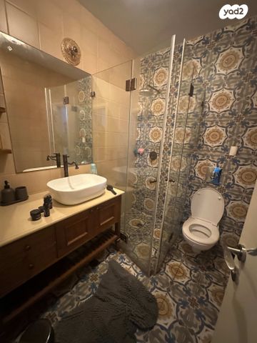 דירה, בית פלט, עג'מי, גבעת העליה, תל אביב יפו