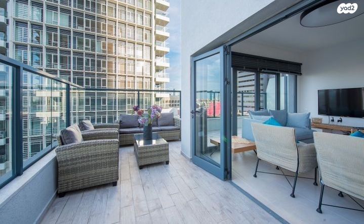 גג/ פנטהאוז