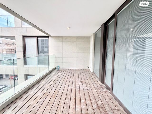 דירה, שלום עליכם 1, לב תל אביב, לב העיר צפון, תל אביב יפו