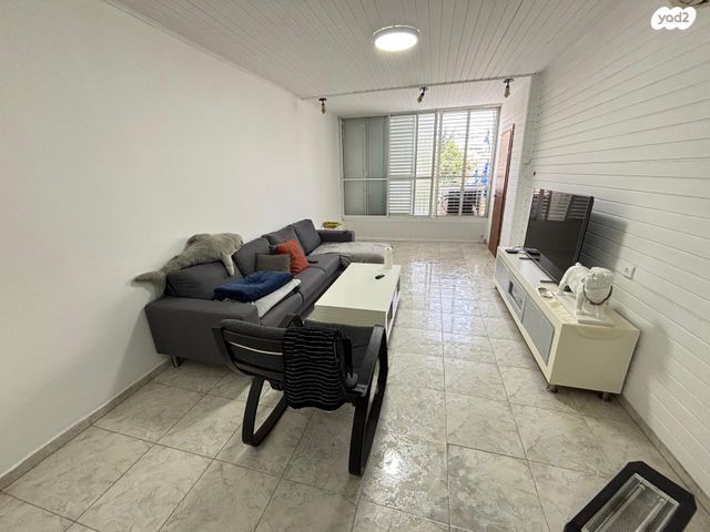 שדרות ירושלים 