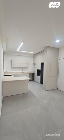 דירה, משה דיין, אפרידר, אשקלון