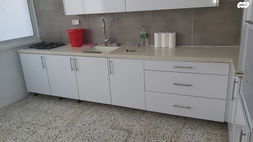 דירת גן, וייצמן, עמידר, בת ים