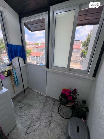 דירה, צה"ל 10, רובע ג', אריאל