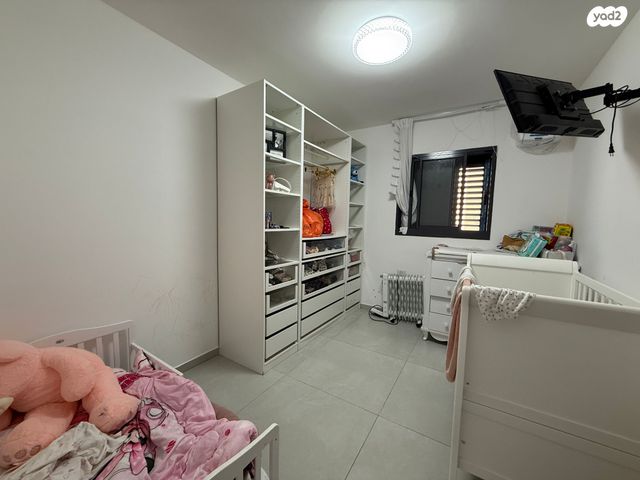 דירת גן, גאולה כהן, גלי ים, קרית ים