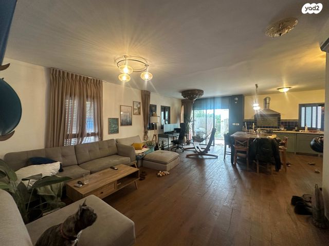 דירה, בית פלט, עג'מי, גבעת העליה, תל אביב יפו