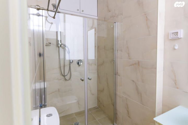 יחידת דיור, מנדלי מוכר ספרים, לב העיר, בת ים