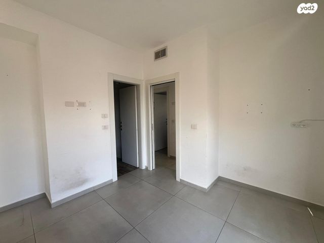 דירה, מרום נווה, רמת יצחק, רמת גן