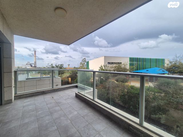 יהודה עמיחי 