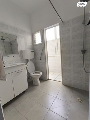 דירה, ביאליק, צפון מערב מרכז העיר, נתניה