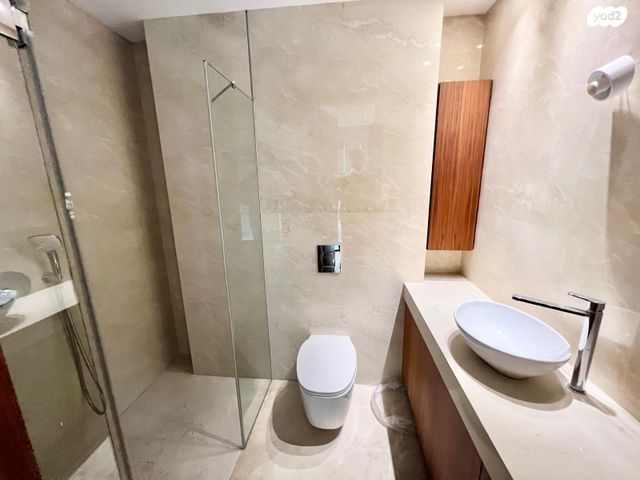 דירה, שלום עליכם 1, לב תל אביב, לב העיר צפון, תל אביב יפו