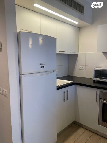 דירה, דוד אלעזר 10, חוף הכרמל, חיפה