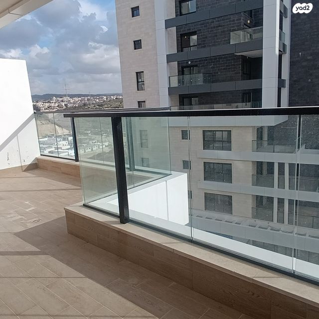 דירה, הרב ישראל גרוסמן, רמת אברהם, בית שמש