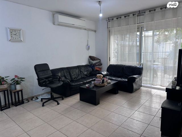 דירת גן, אלישע הנביא, הנביאים, מודיעין מכבים רעות