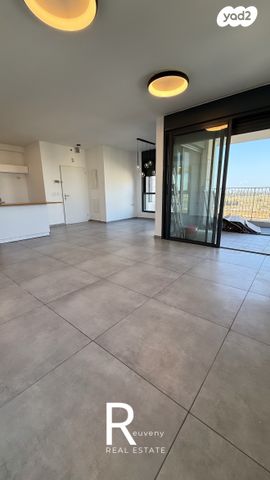 דירה, נווה גן, רמת השרון