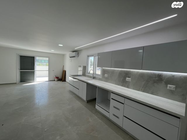 דירה, הקשת 27, קרית שלום, תל אביב יפו