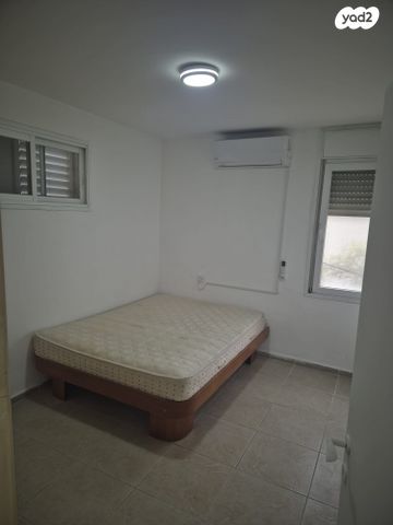 דירה, שדרות הנשיא טרומן 8, קרית חיים מערבית, חיפה