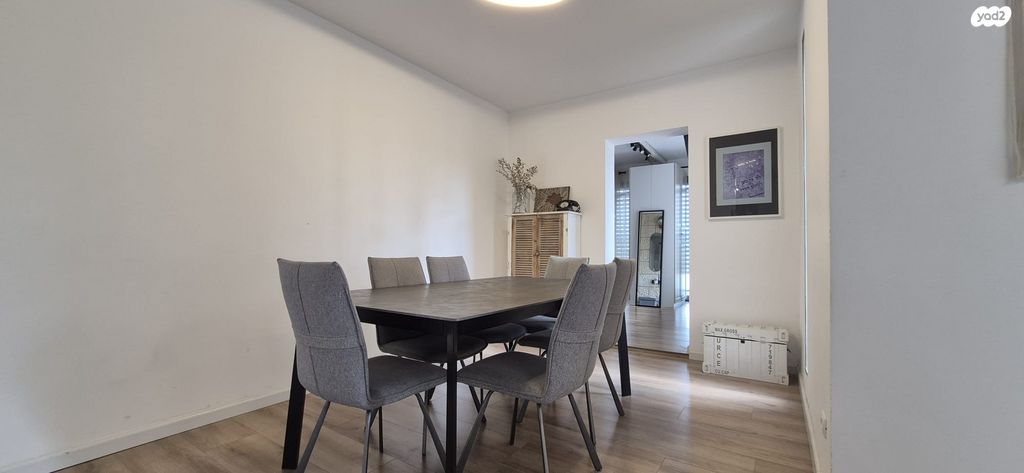 דירה, הממציא, חומת שמואל, הר חומה, ירושלים